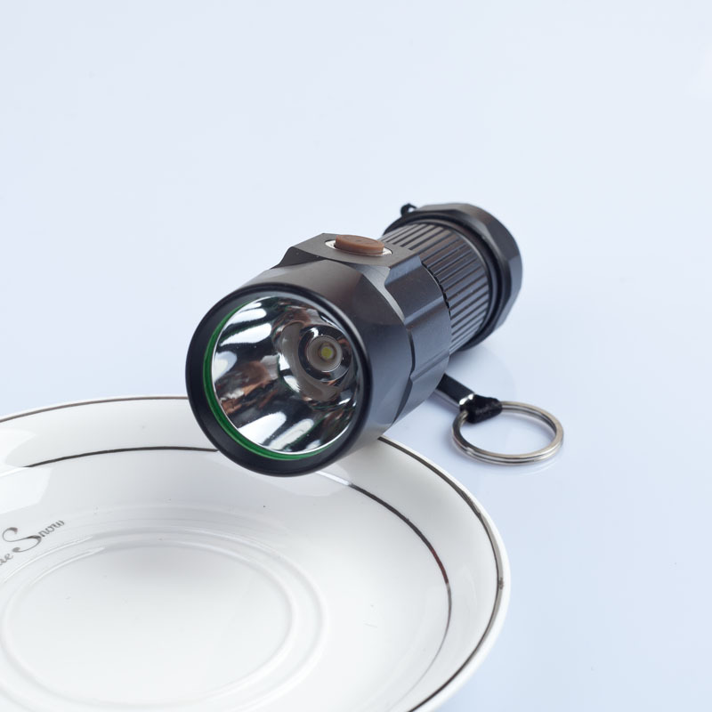 强光手电筒 led 超亮 18650 特价新款铝合金双用可充电远射防水家用 强光手电筒 led 超亮 18650 特价新款铝合金双用可充电远射防水家用