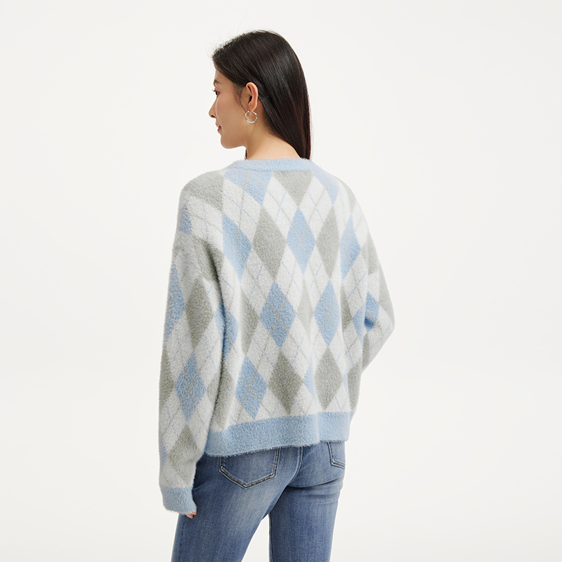 热风女士绒感打底衫毛衣025年冬季新款复古菱格绒感圆领针织衫 - 图0