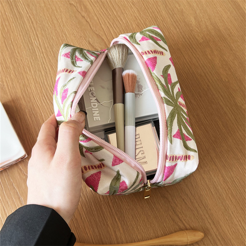 小清新椰子树化妆包刺绣布艺收纳袋包帆布内胆包证件包粉刷包笔袋,淘宝优惠券,粉丝福利购,淘宝优惠卷