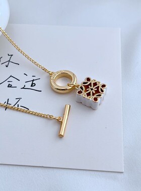 金属女式镂空方形小众设计