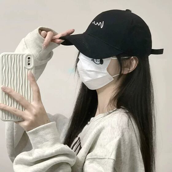 Baseball caps for men and women 2026 new peaked cap trend