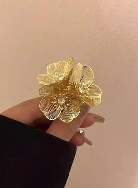 Vintage Metal Flowers Open Rings for Women Exaggerated Desig