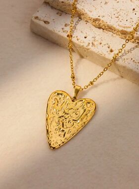 ndy Heart Pendant Stainless Steel Pleated Necklaces For Wome