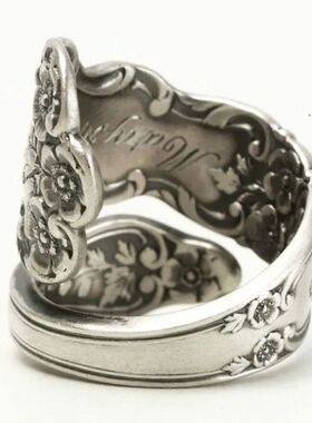 Vintage Silver Color Carving Lotus Flower Spoon Rings for Wo