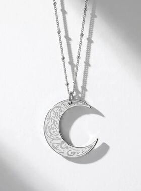 Ins personalized high-end niche text moon pendant necklace f