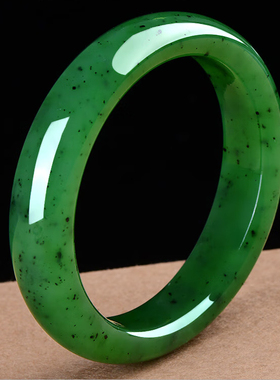 天然和田玉手镯女菠菜绿碧玉手镯妈妈款玉石玉器玉镯子