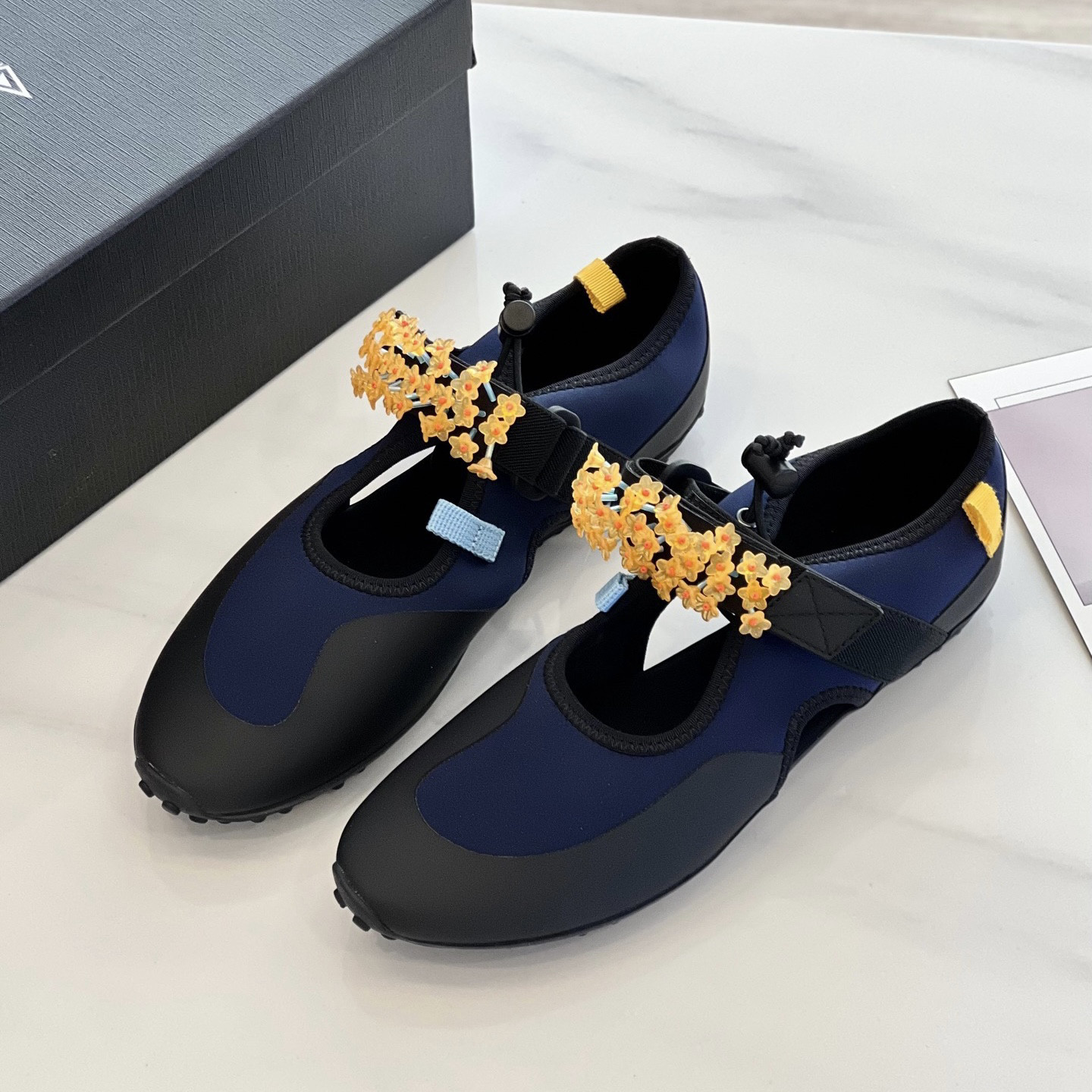 法式复古一字扣魔术贴玛丽珍女2025新款超火手工花朵芭蕾舞鞋单鞋,淘宝优惠券,粉丝福利购,淘宝优惠卷