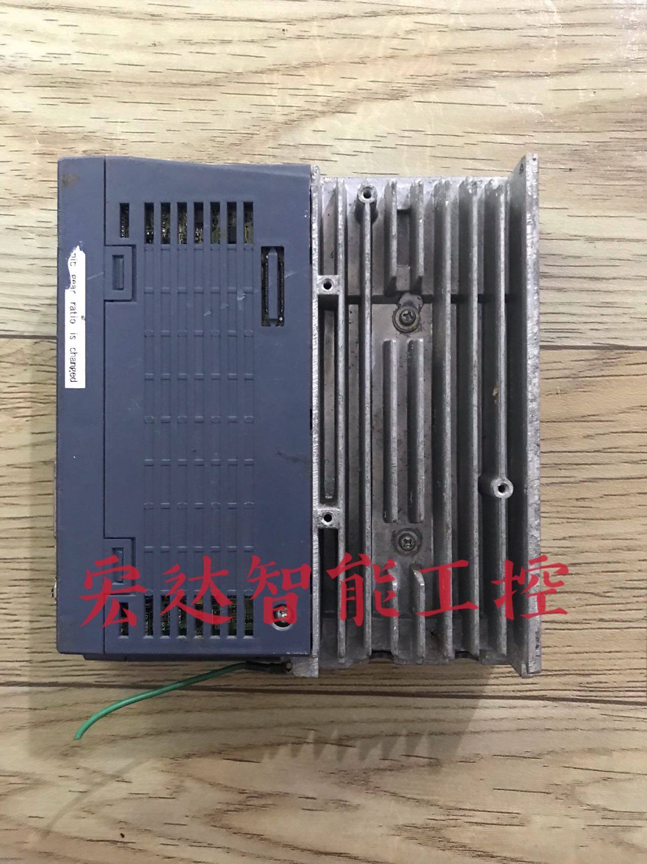 RYT201D5-VV2富士伺服驱动器200W 二手拆机 实拍 测试包好 - 图1