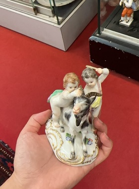 meissen梅森花园男孩儿女孩儿瓷偶剑柄期一级 感兴趣的话点“我想