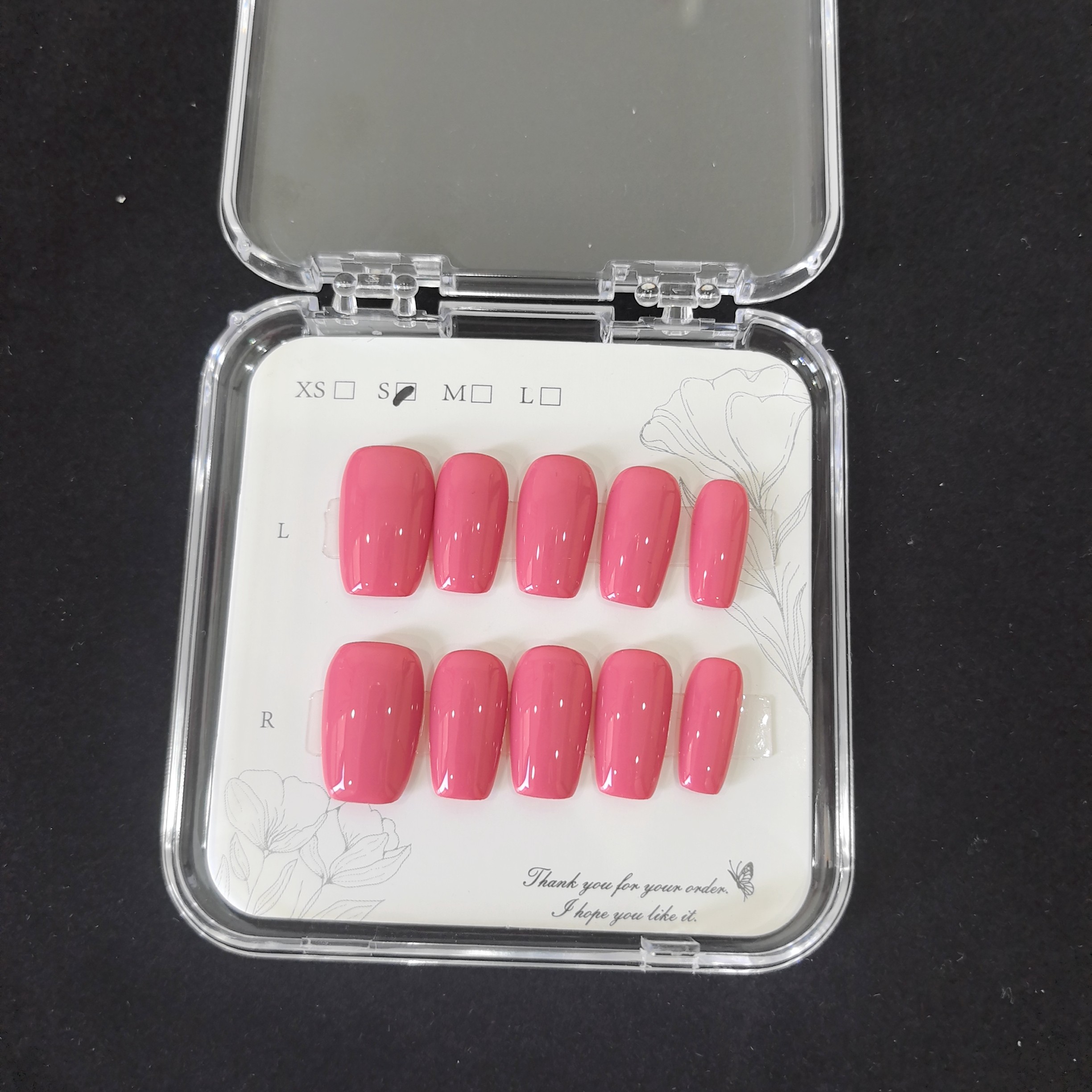 欧美辣妹玫红色亮面短款中方纯手工穿戴甲小众显白高级感简约美甲,淘宝优惠券,粉丝福利购,淘宝优惠卷