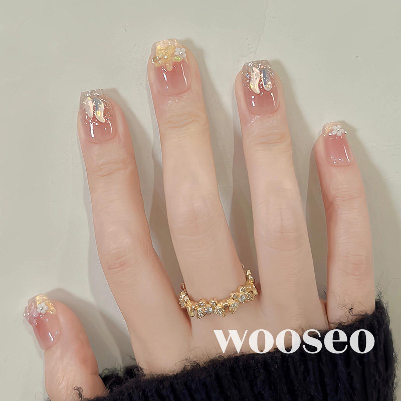 美甲穿戴甲短款2026新款爆款手工甲片穿戴式高级感超显白指甲贴片,淘宝优惠券,粉丝福利购,淘宝优惠卷