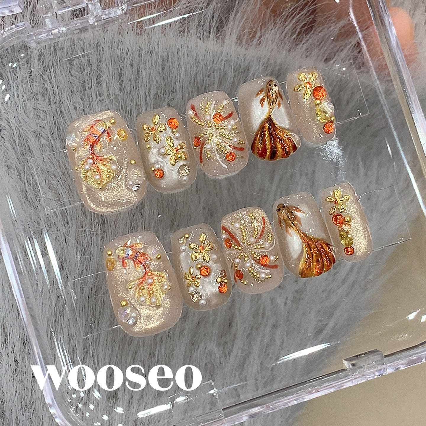 金色穿戴甲短款轻奢高级感秋冬手工指甲贴片2026新款爆款穿戴美甲,淘宝优惠券,粉丝福利购,淘宝优惠卷