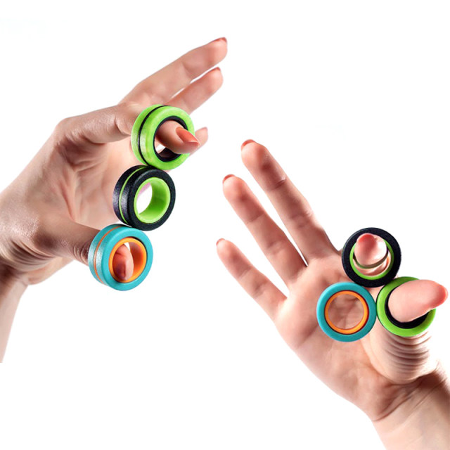 Museum magnetic ring boring decompression white-collar children's toy