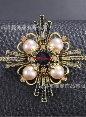 高级感简约大气合金镶钻西装胸针