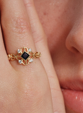 【CnHnOn脂肪商店】s925纯银法式宫廷黑玛瑙镶钻镂空精美雕花戒指