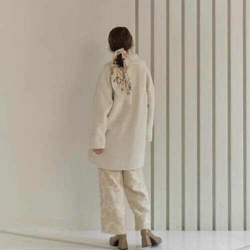 日单eaphi 原单2023秋冬新设计感小众撞色拼接牛角扣绒面加厚外套 - 图1