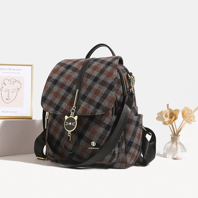 百搭大容量休闲双肩包包女2025新款简约时尚轻便可单肩女背包,淘宝优惠券,粉丝福利购,淘宝优惠卷