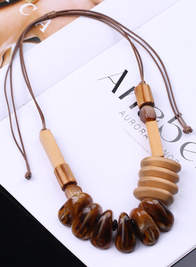 复古夸张长款2026新款毛衣链木质皮绳大气独特小众衣服装饰项链