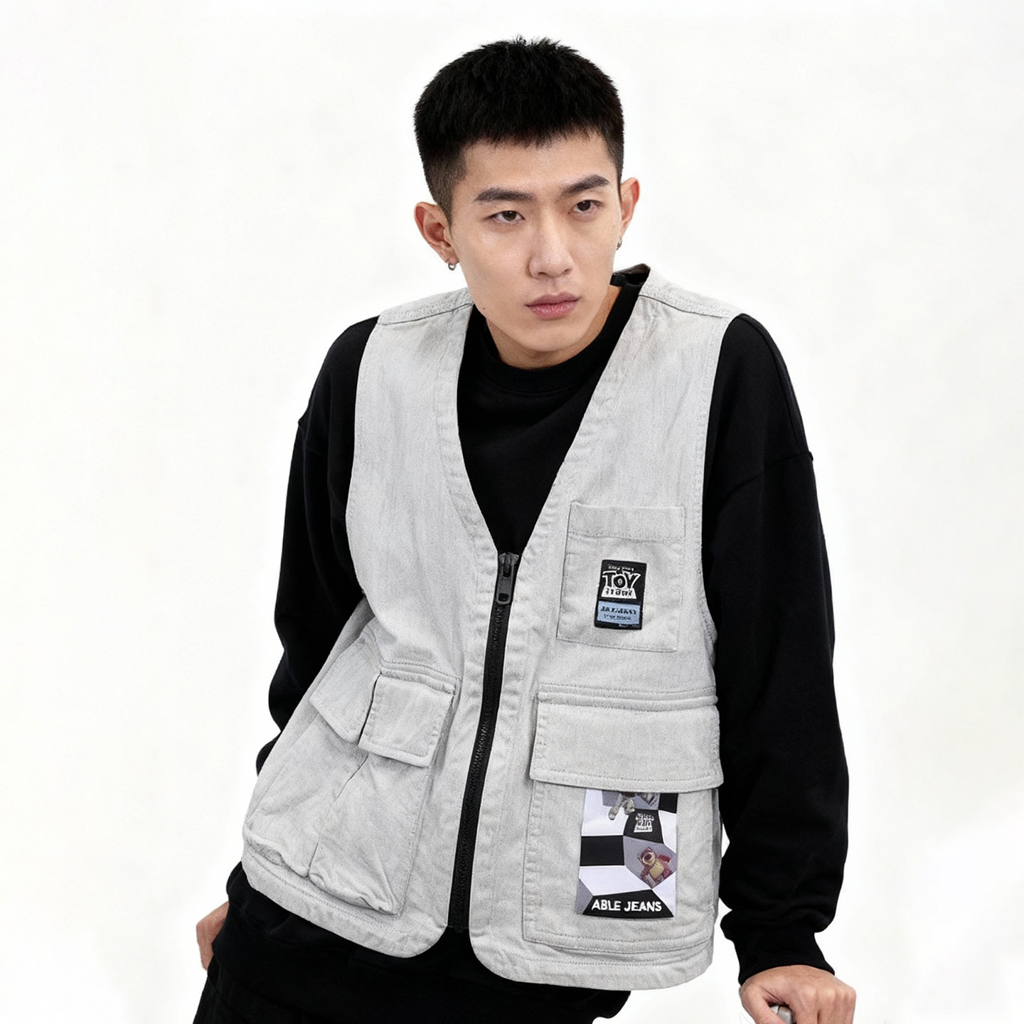 ABLE JEANS休闲宽松工装白牛仔马甲男2025多口袋潮流坎肩钓鱼背心,淘宝优惠券,粉丝福利购,淘宝优惠卷