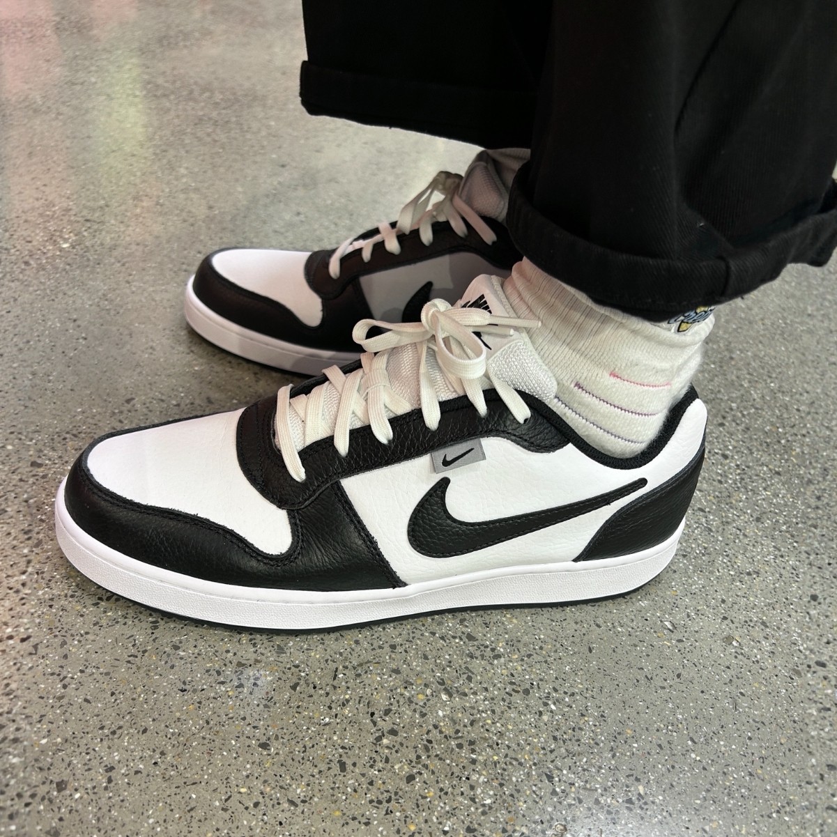 耐克Nike Court Vision复古缓震抓地深棕色/白色HV8139-700,淘宝优惠券,粉丝福利购,淘宝优惠卷