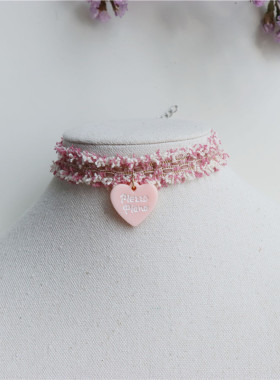 爱心吊坠宽版织带女小香风锁骨链