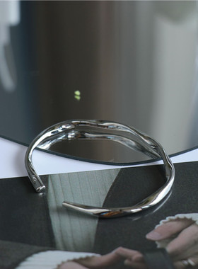 设计感女S925银莫比乌斯手镯素银