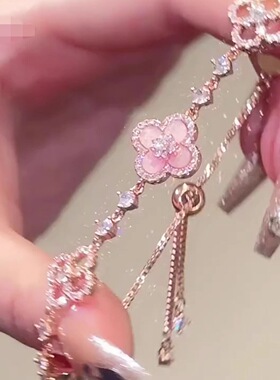 温柔白月光~花瓣手链女款手串手链高级感小众轻奢小众精致手饰品