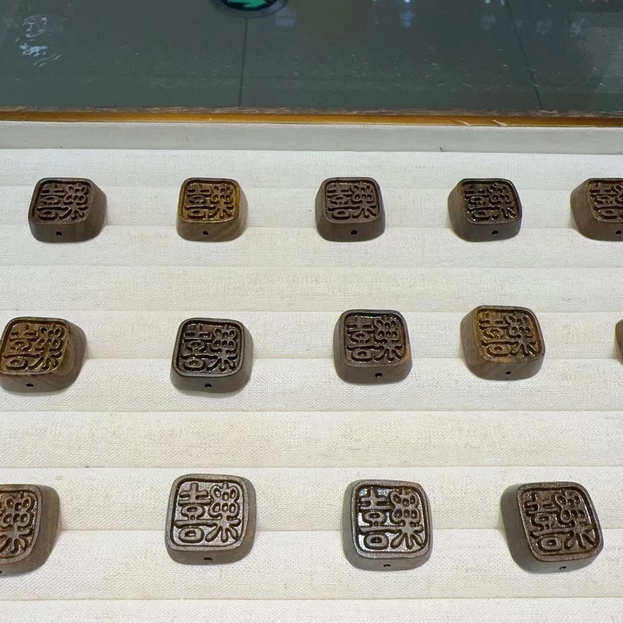 沉香喜乐牌通孔配件 DIY文玩手串项链 DM385 - 图2