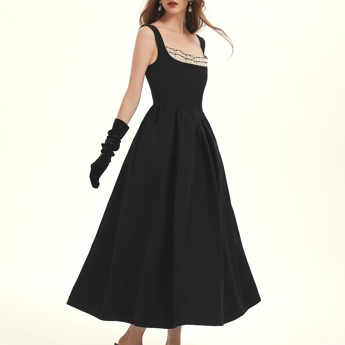 【明星同款】KINGWEN 24冬季新款法式鱼骨抹胸礼服裙连衣裙女 - 图2