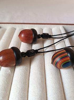 手工编织橡果实木项链