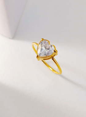 欧美ins轻奢时尚爱心镶钻戒指女优雅气质个性钛钢指环通勤百搭