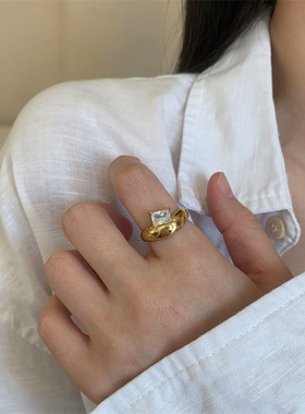 异形弧面 长方锆石钛钢戒指女 欧美复古个性镀金指环 ins时尚个性