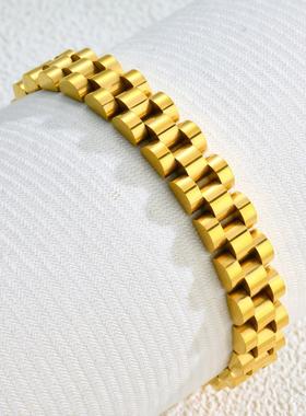 2025年新款欧美简约时尚表带设计钛钢手链镀金手饰潮流个性时尚