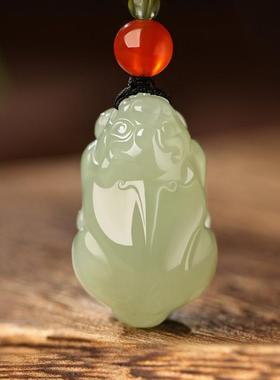 本命年和田玉貔貅吊坠男女冰晴水青玉皮丘白玉貔犰项链挂件貔恘挂