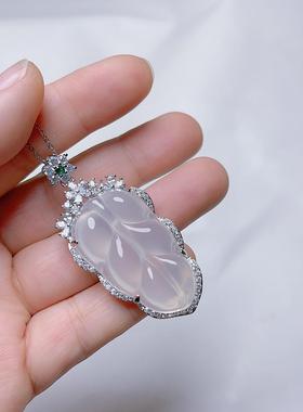 本命年白玉玛瑙玉髓吊坠枝玉叶项链叶子饰品小树叶毛衣链吊坠礼物