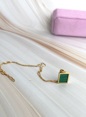 日本产珠宝挂件孔雀石吊坠纯银S925镀金项链锁骨链生日礼物女朋友