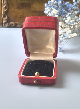 SOLD Antique西洋古董戒指盒首饰盒丝绸内里珠宝拍摄道具收藏