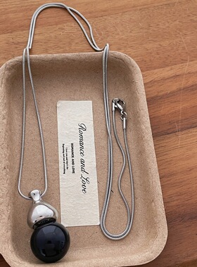 复古黑檀木葫芦吊坠项链女百搭时尚不锈钢珍珠毛衣链个性轻奢颈链