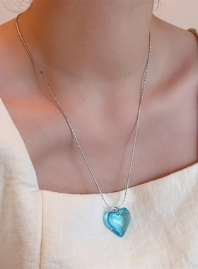 韩国ins博主同款蓝色冰透小桃心项链女立体爱心锁骨链颈链配饰品