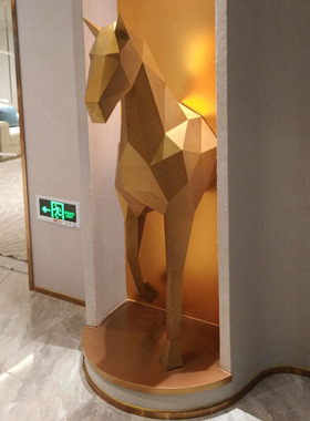 玻璃钢抽象半身马墙面装饰摆件