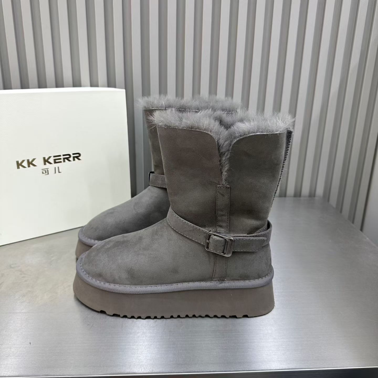 女鞋2025冬季新款加绒厚底兔毛雪地靴保暖短筒皮带扣骑士靴马丁靴 - 图3