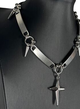 朋克尖刺十字星钛钢 choker 甜酷暗黑风辣妹锁骨颈链