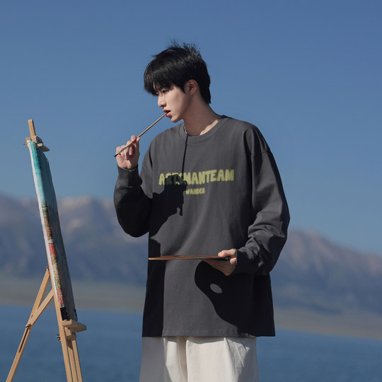 Hong Kong Aberdeen literary men's printed round neck bottomed long-sleeved T-shirt