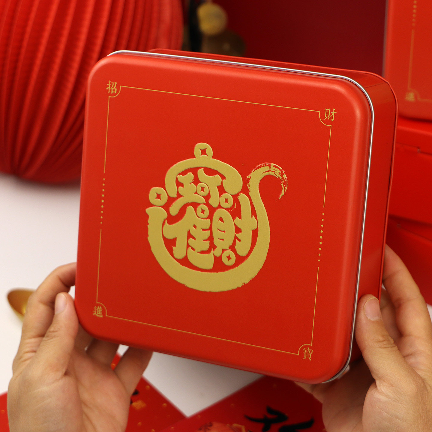 马年生肖原创手绘正方形曲奇饼干雪花酥糖果点心礼品包装马口铁盒,淘宝优惠券,粉丝福利购,淘宝优惠卷