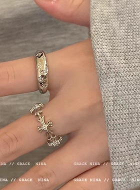 冷淡风~银色锆石十字架戒指