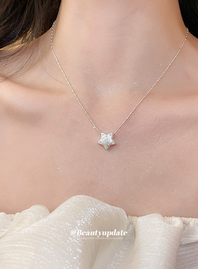 冬去春来章若楠庄庄林允沈冉冉玫瑰丛生夜色正浓江疏影同款项链女