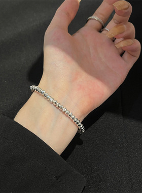 银色立体方块手链女复古小众设计高级感手串可拉伸弹性手饰潮2022