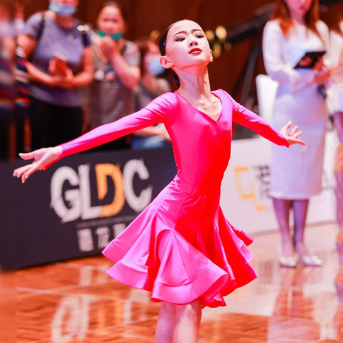 CONNY2022新款儿童康尼拉丁舞专业比赛服女演出考级长袖分体套装 - 图1