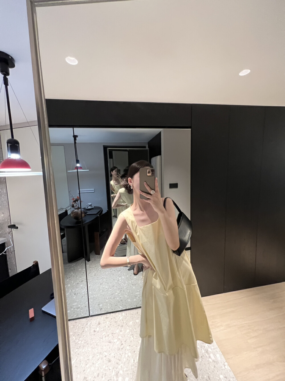 现货UMA SONG正品2025春夏新款韩版设计感下摆拼纱背心连衣裙 - 图1