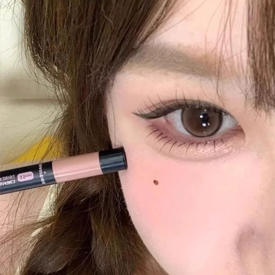 韩国lilybyred眼线胶笔防水防晕染持久棕色04卧蚕笔珠光下至笔19